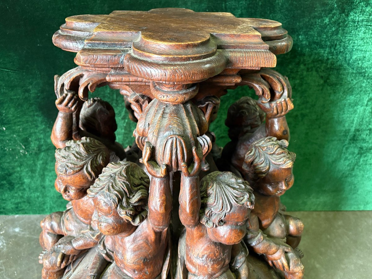 Support / socle Renaissance « 8 putti » en chêne du XVIIe siècle.-photo-2