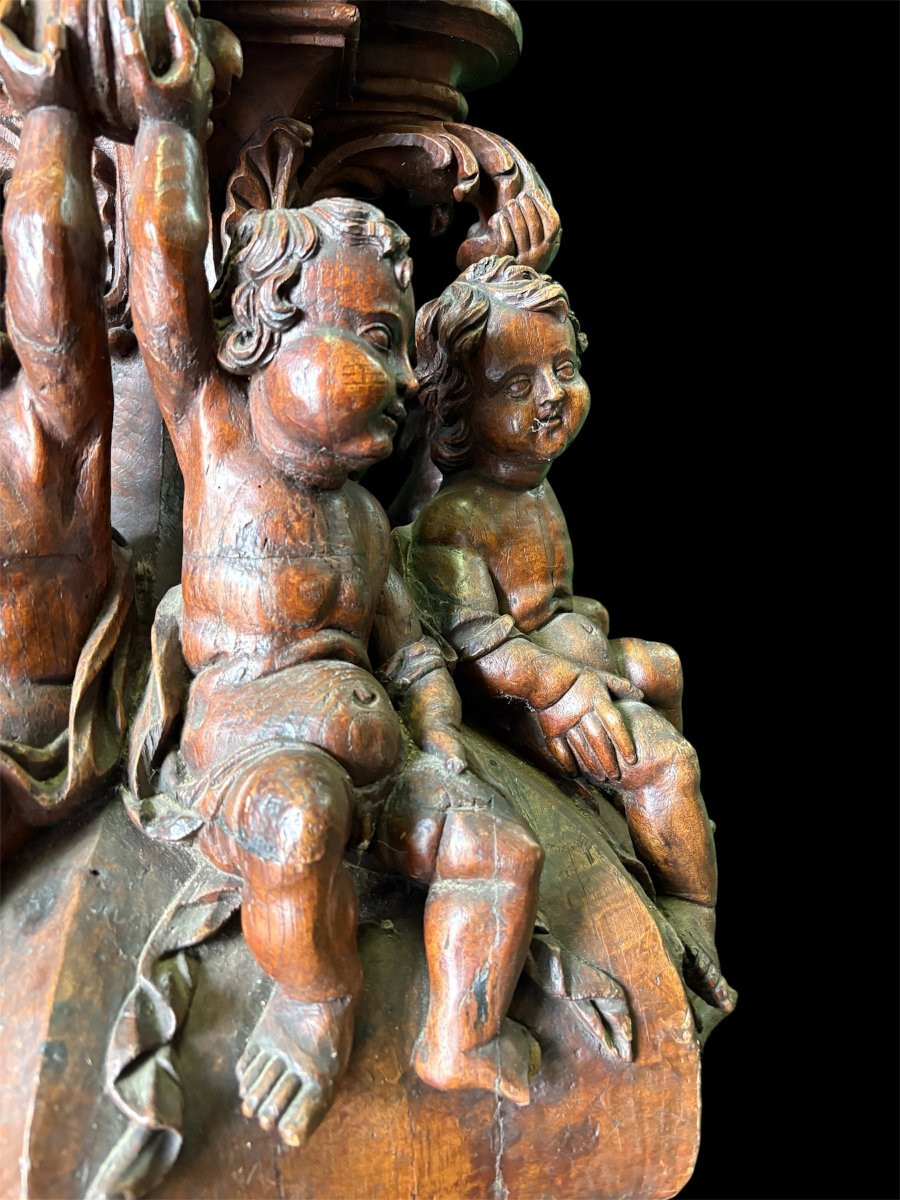 Support / socle Renaissance « 8 putti » en chêne du XVIIe siècle.-photo-6