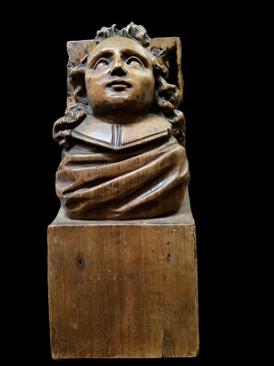 A 17th Century Carved Beam Support -photo-5