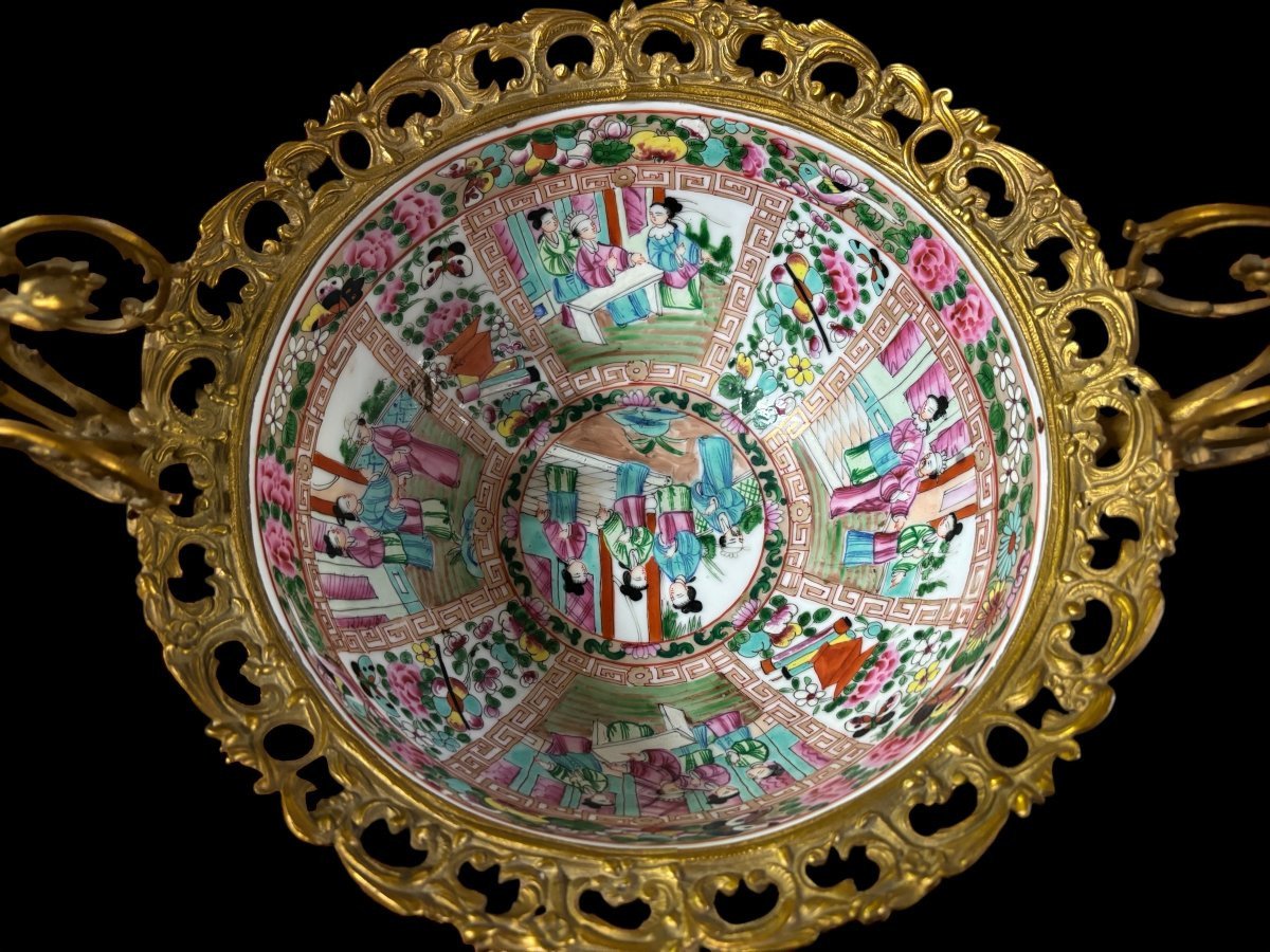 Cantonese Porcelain Cup With Gilt Bronze Trim, 19th Century.-photo-2