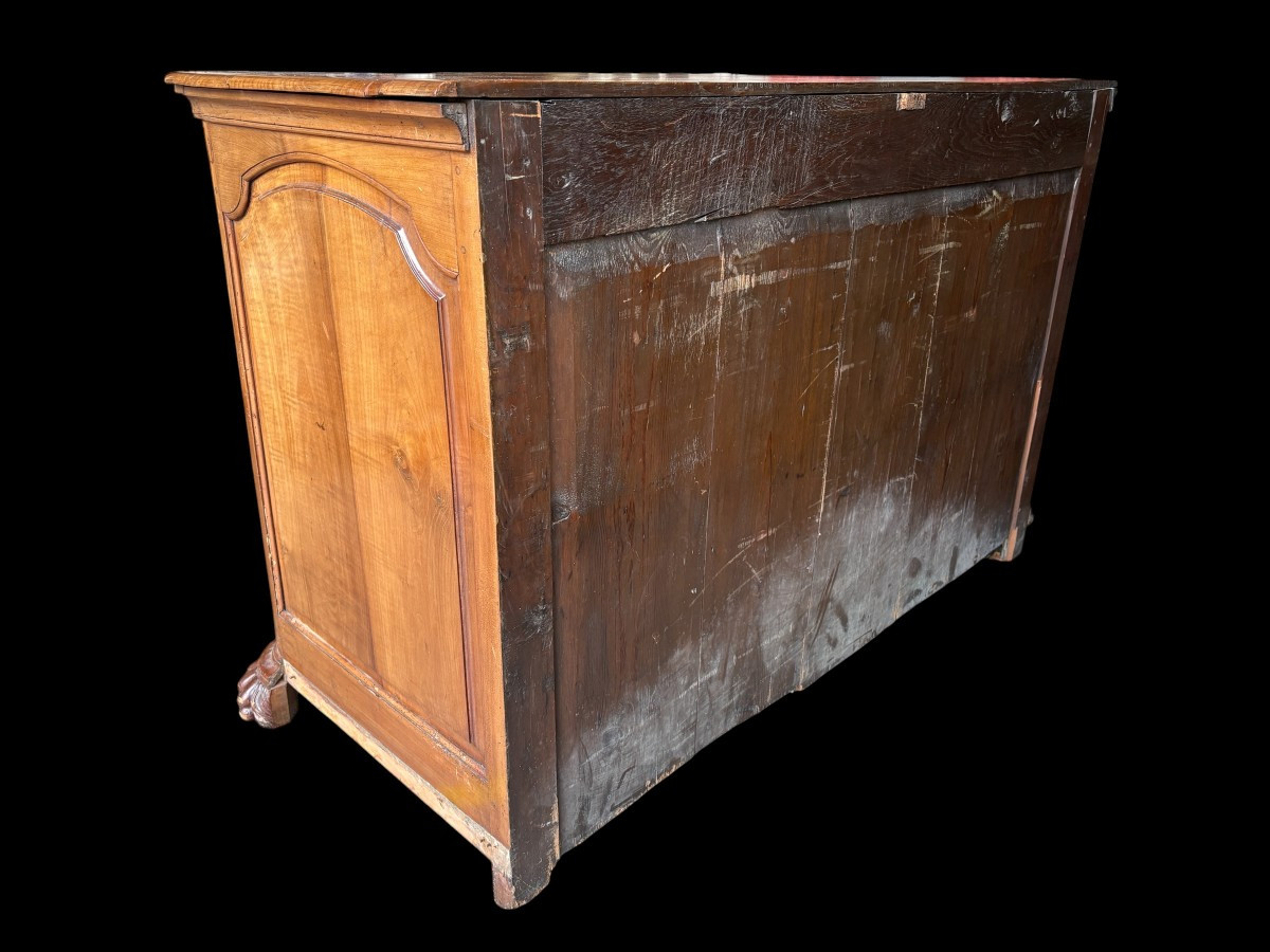 Commode courbée Louis XV en merisier du XVIIIe siècle.-photo-8