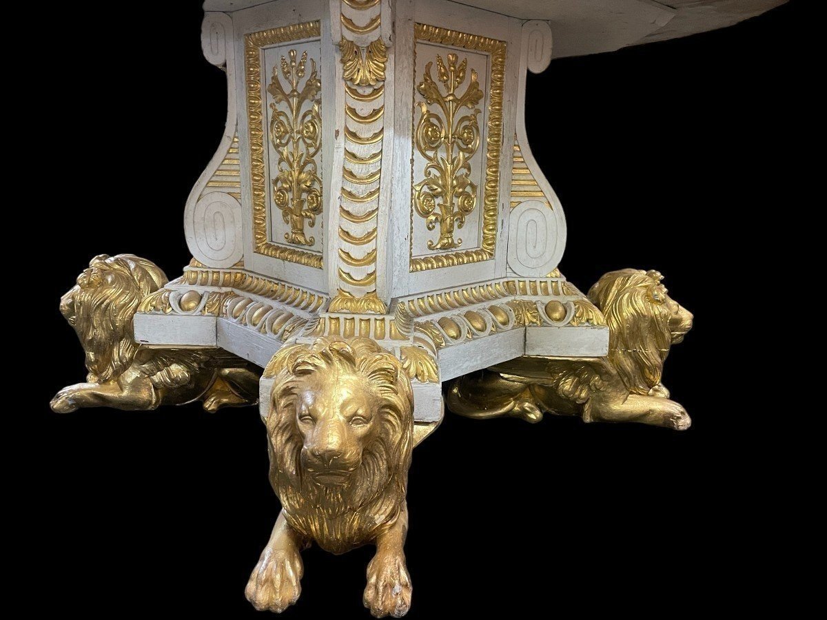 White And Gold Carved Wood Center Table With Round Breche d'Alep Marble Top.-photo-6