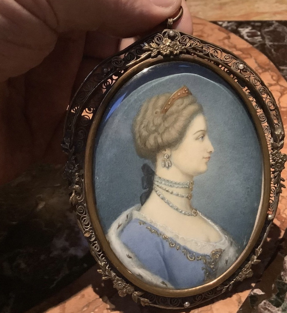 Charmante miniature d’une dame de qualité -photo-3