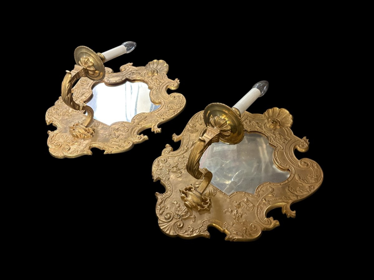 A Pair Of Large French Gilt Bronze Wall Sconces, 1900-photo-4