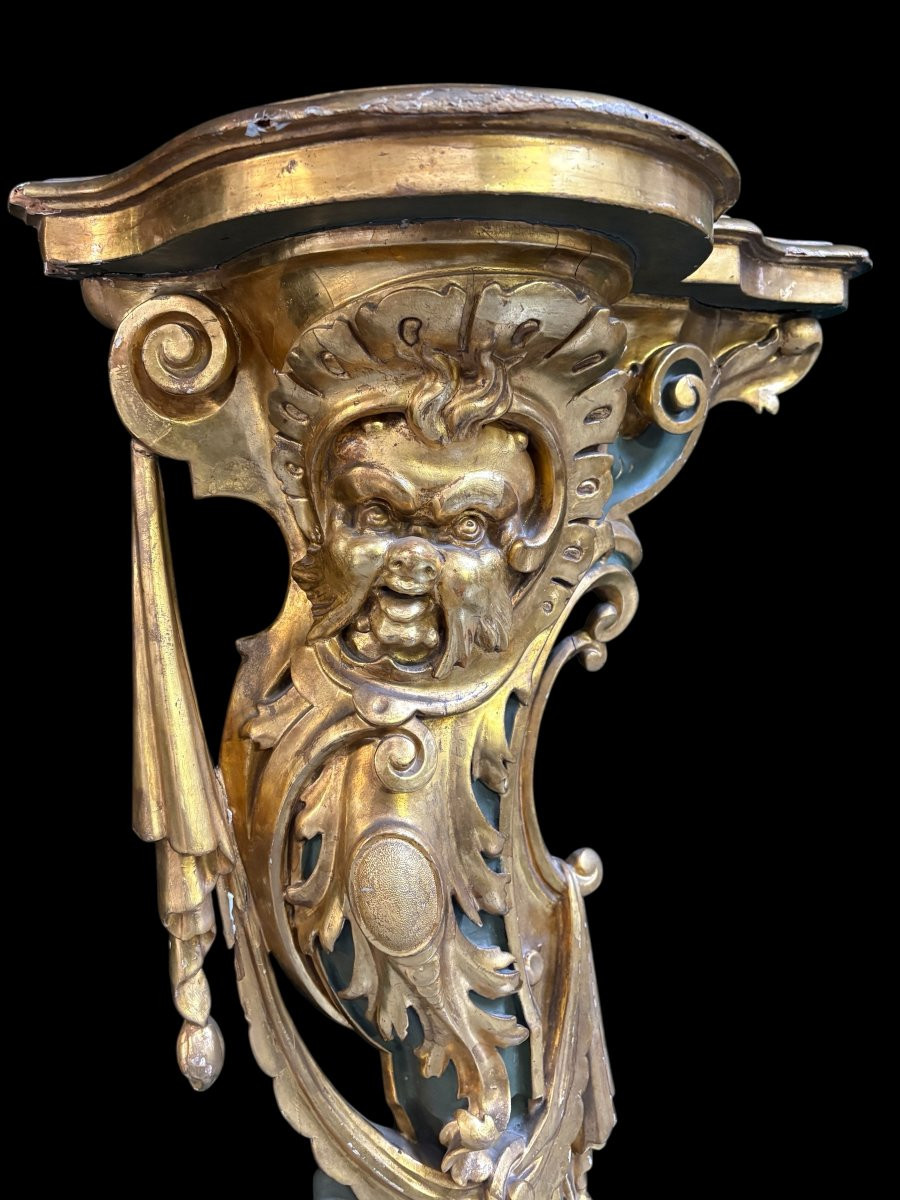 Paire d'élégantes consoles murales italiennes du XVIIIe siècle.-photo-1