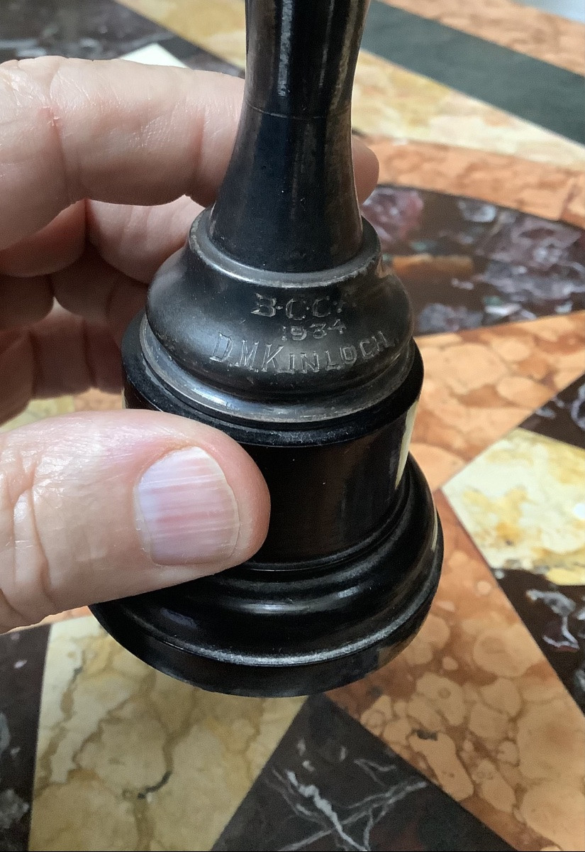 Trophée d’echecs representant le roi en argent -photo-3