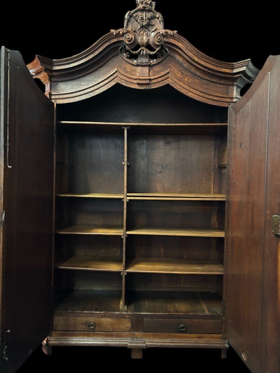 Large 2-door Oak Castle Cabinet, 18th Century.-photo-5