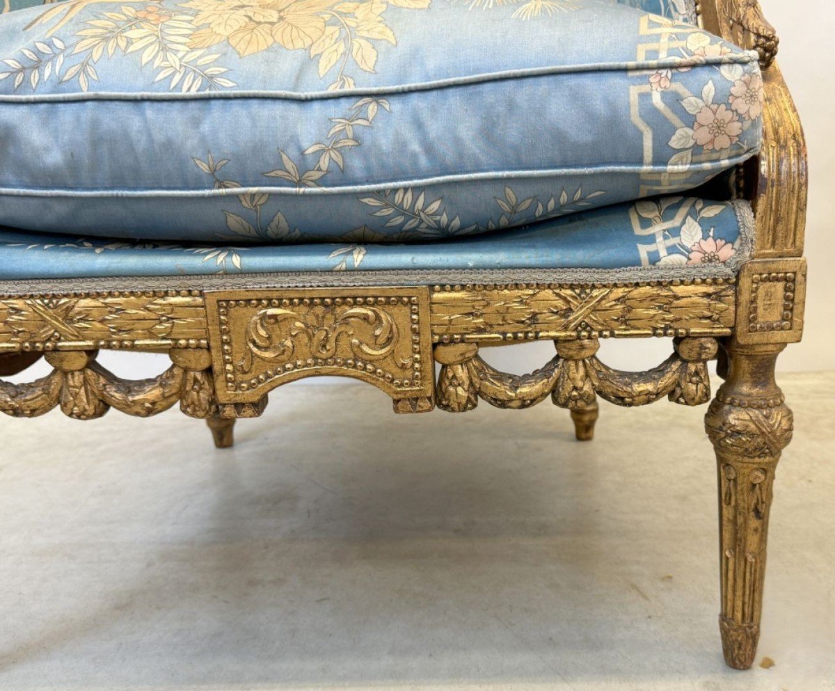 Pair Of Gilt Armchairs Decorated With Carved Tendrils And Garlands Of Acanthus.-photo-3