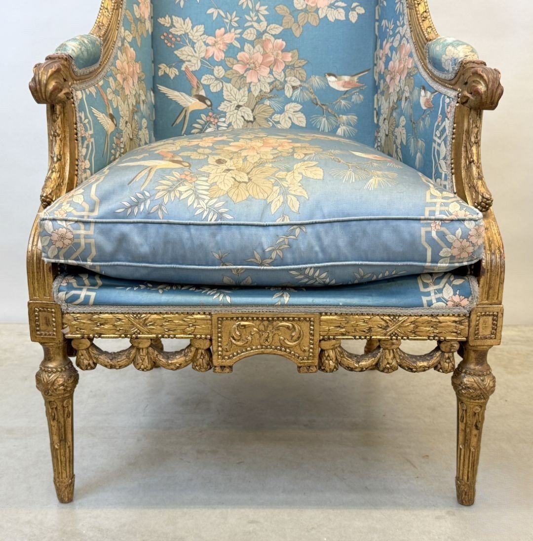 Pair Of Gilt Armchairs Decorated With Carved Tendrils And Garlands Of Acanthus.-photo-4