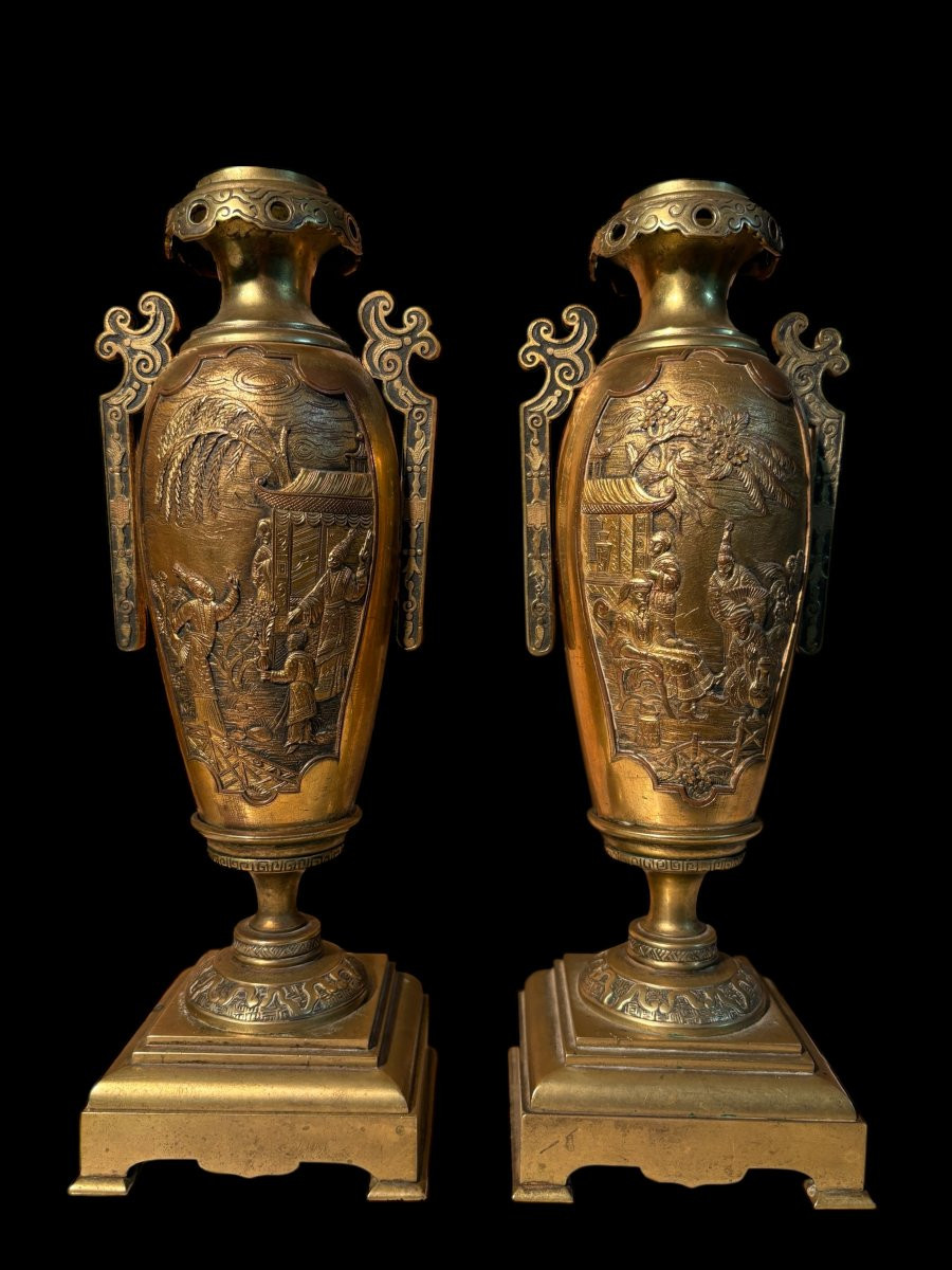 19th Century Japanese Style Bronze "pagoda" Clock Set.-photo-7