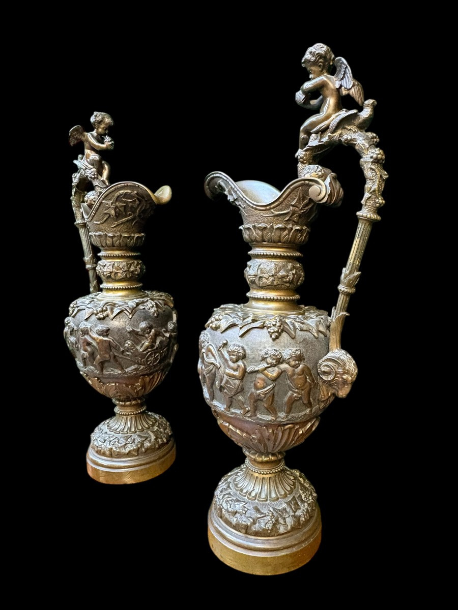 Paire de vases en bronze du XIXe siècle.-photo-3