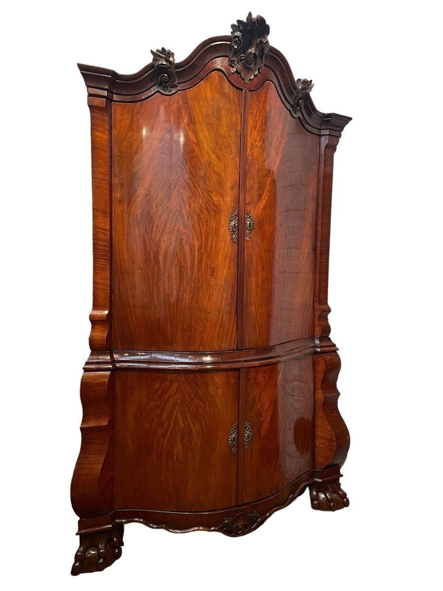 Beautiful Large Dutch Corner Wardrobe In Mahogany, 18th Century.