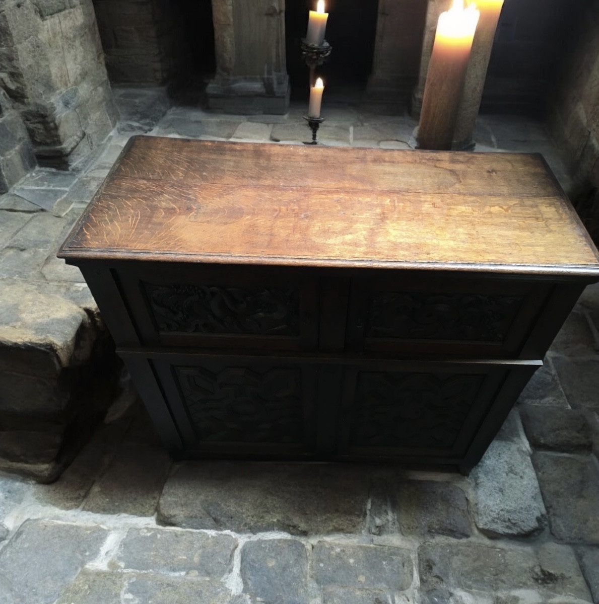 A 17th-century Oak Four-door Wardrobe -photo-1