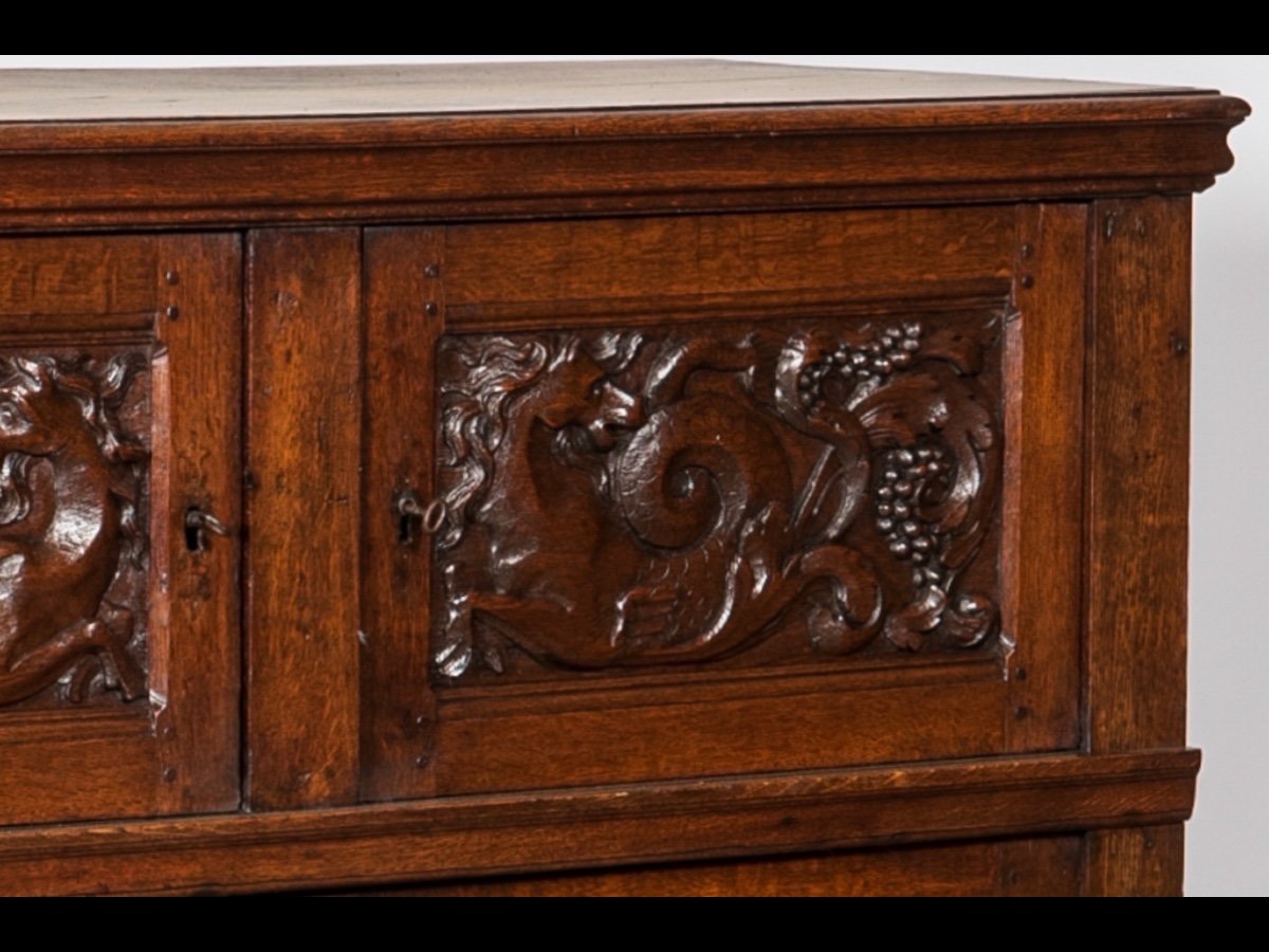 A 17th-century Oak Four-door Wardrobe -photo-5