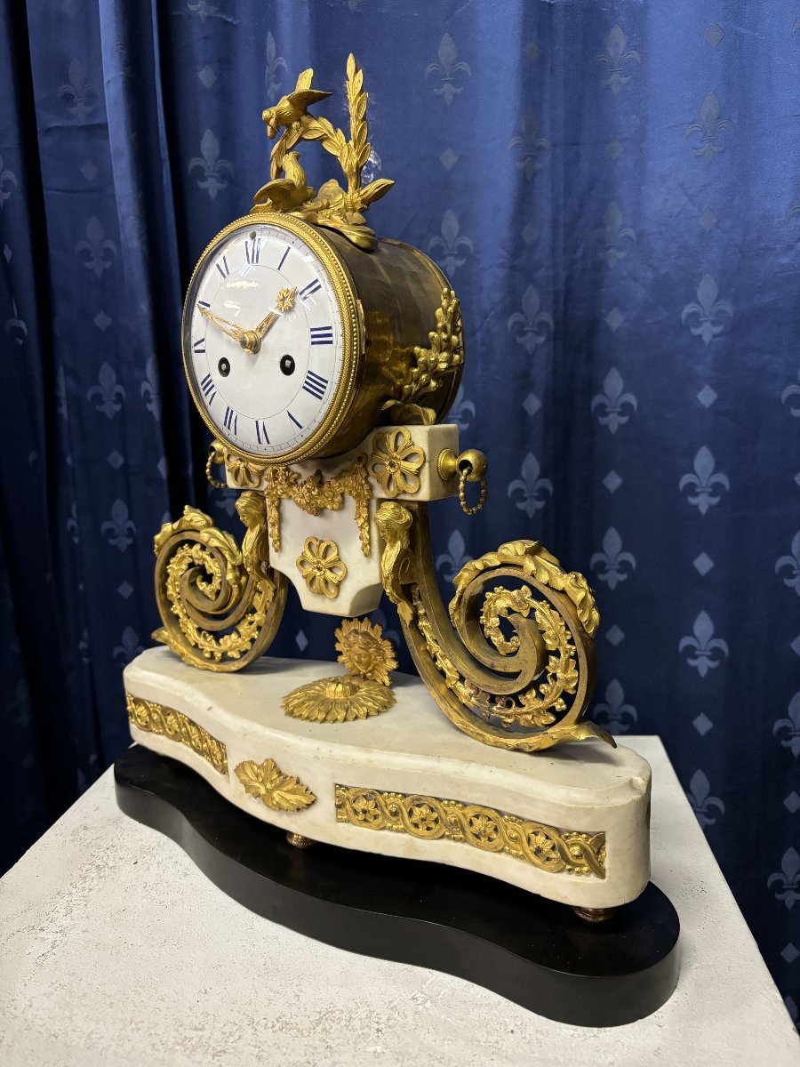 Beautiful Louis XVI Style Clock In Marble And Gilt Bronze, 18th Century.-photo-2