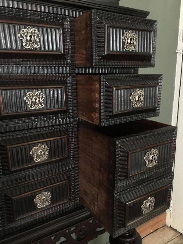 Portuguese Cabinet In Ebony From The 18th Century.-photo-6