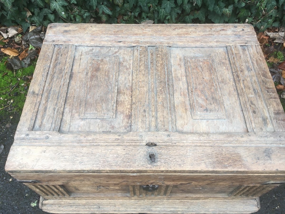 Small Renaissance Document Chest Circa 1600-photo-3