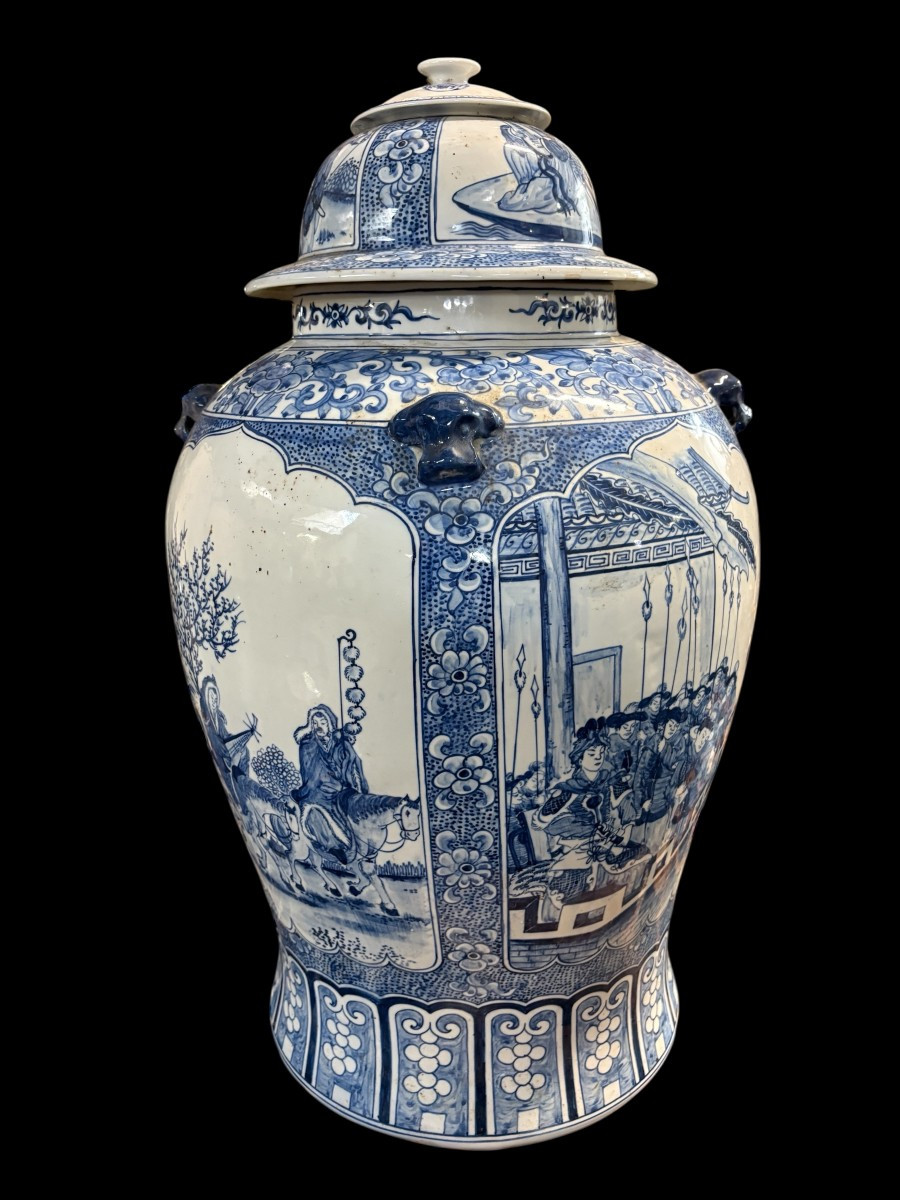 Grand vase chinois à couvercle en porcelaine du XXe siècle -photo-2
