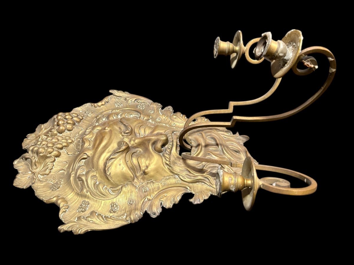 Grande applique murale « Bacchus » en cuivre et laiton du XVIIIe siècle.-photo-4