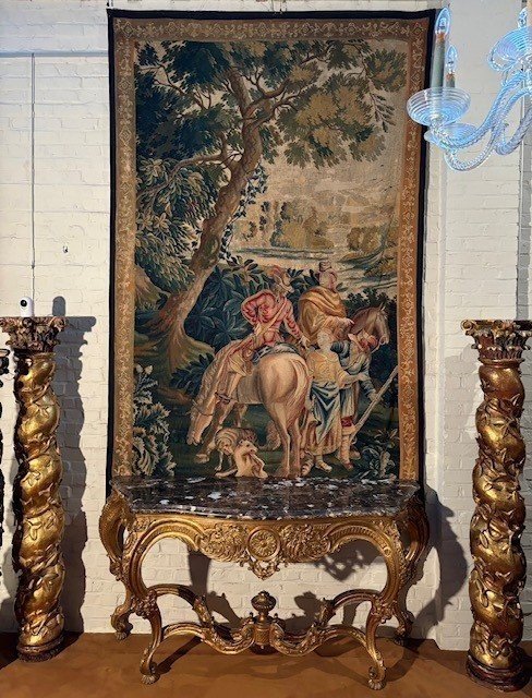 Pair Of Large Twisted Columns With Capitals, Early 17th Century.-photo-1