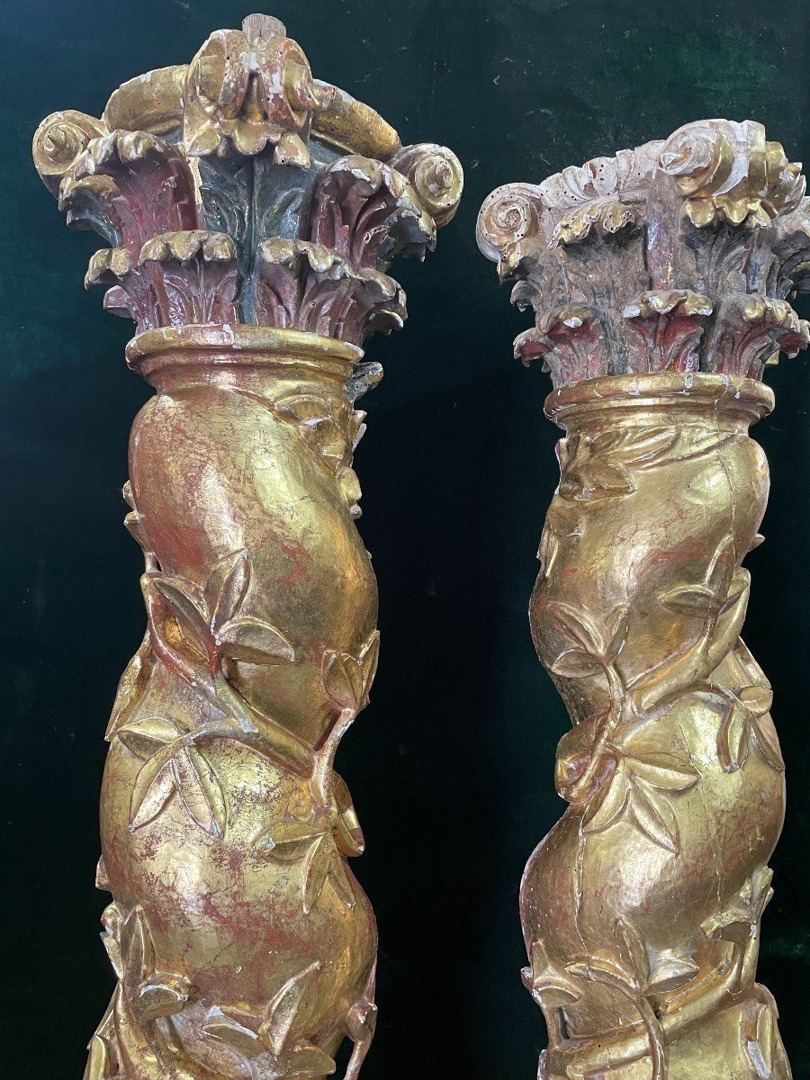 Pair Of Large Twisted Columns With Capitals, Early 17th Century.-photo-4
