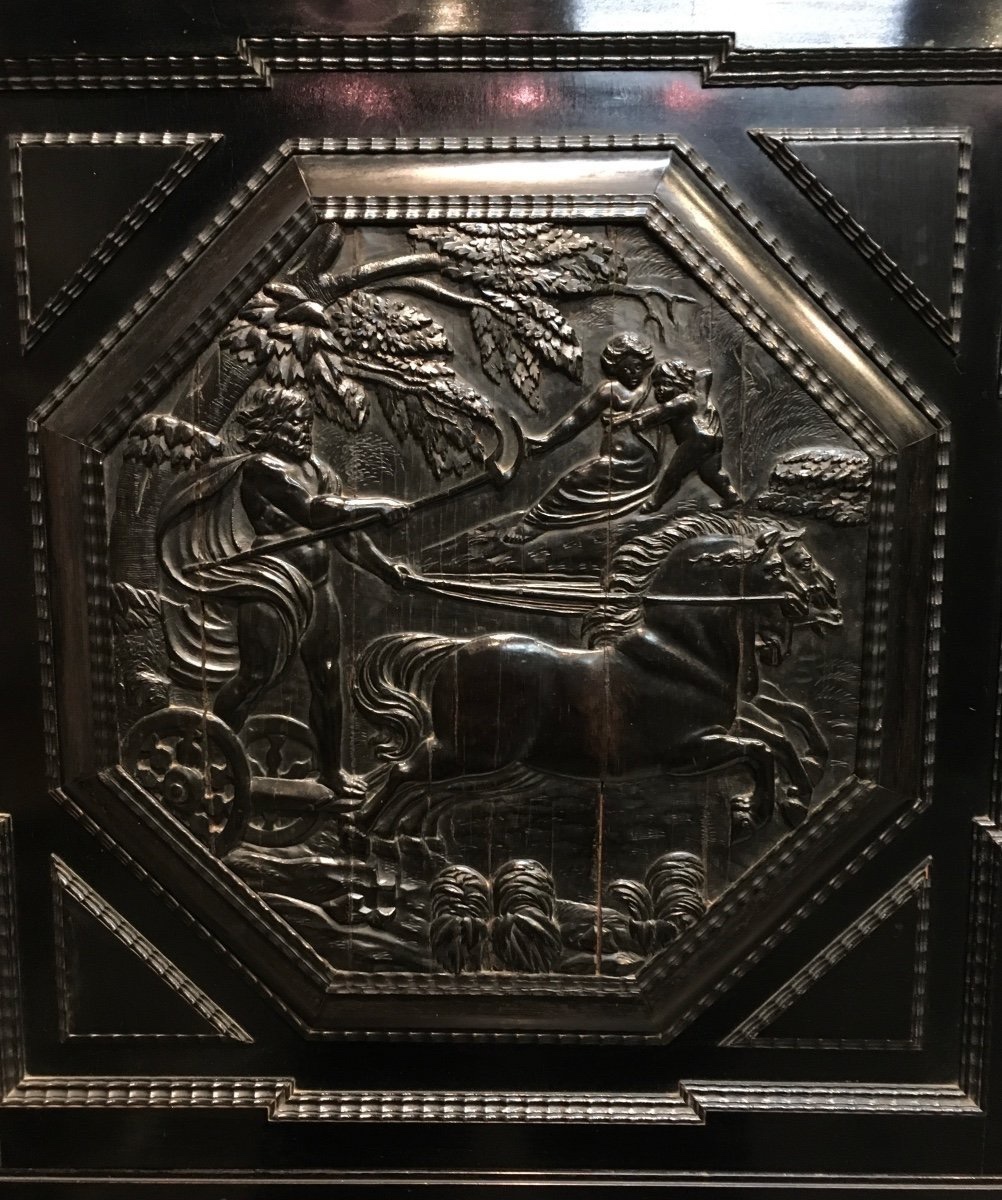 Cabinet avec panneaux sculptés ébène -photo-1