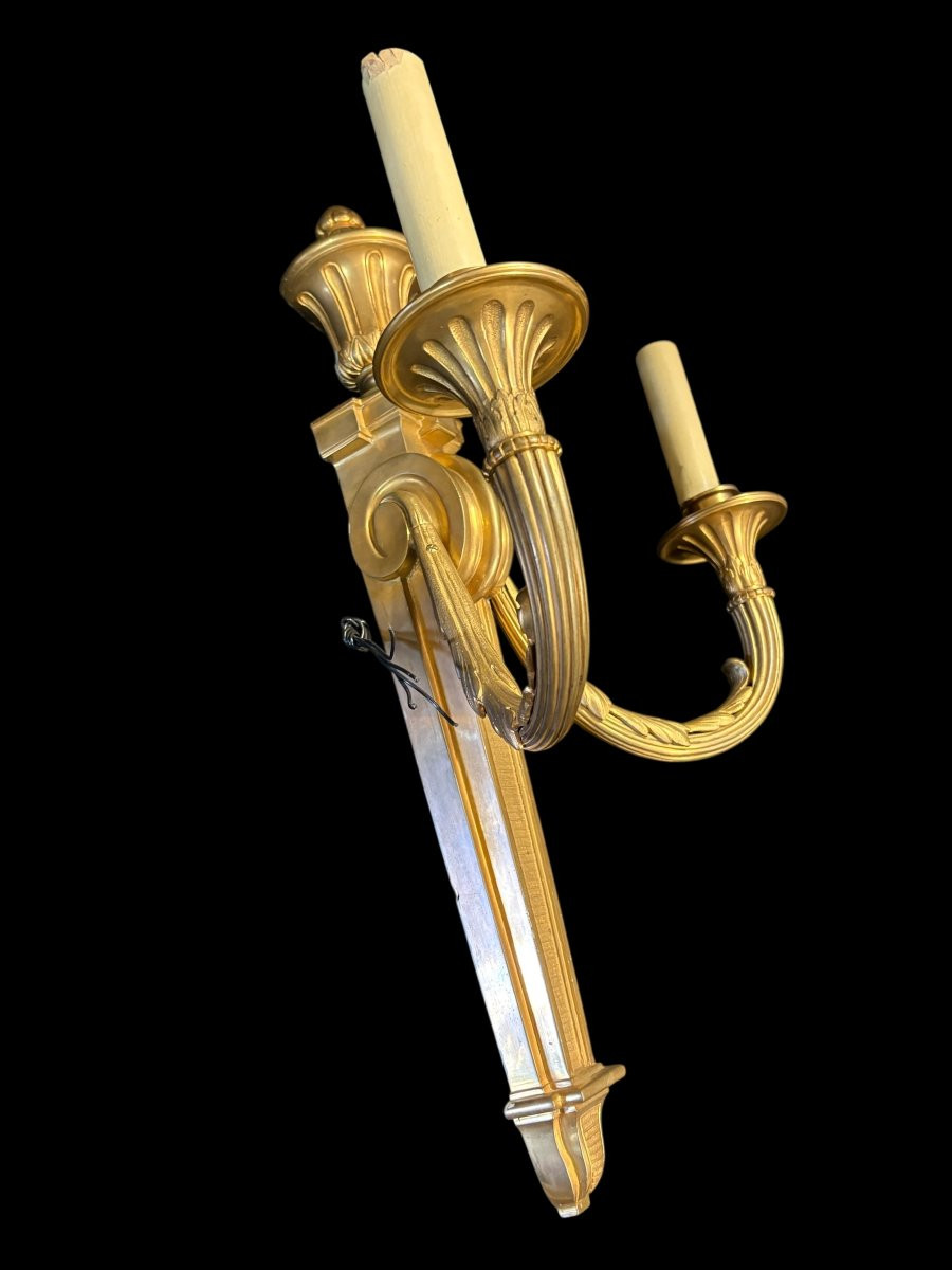 Pair Of Large Louis XVI Style Bronze Wall Sconces, 19th Century-photo-5