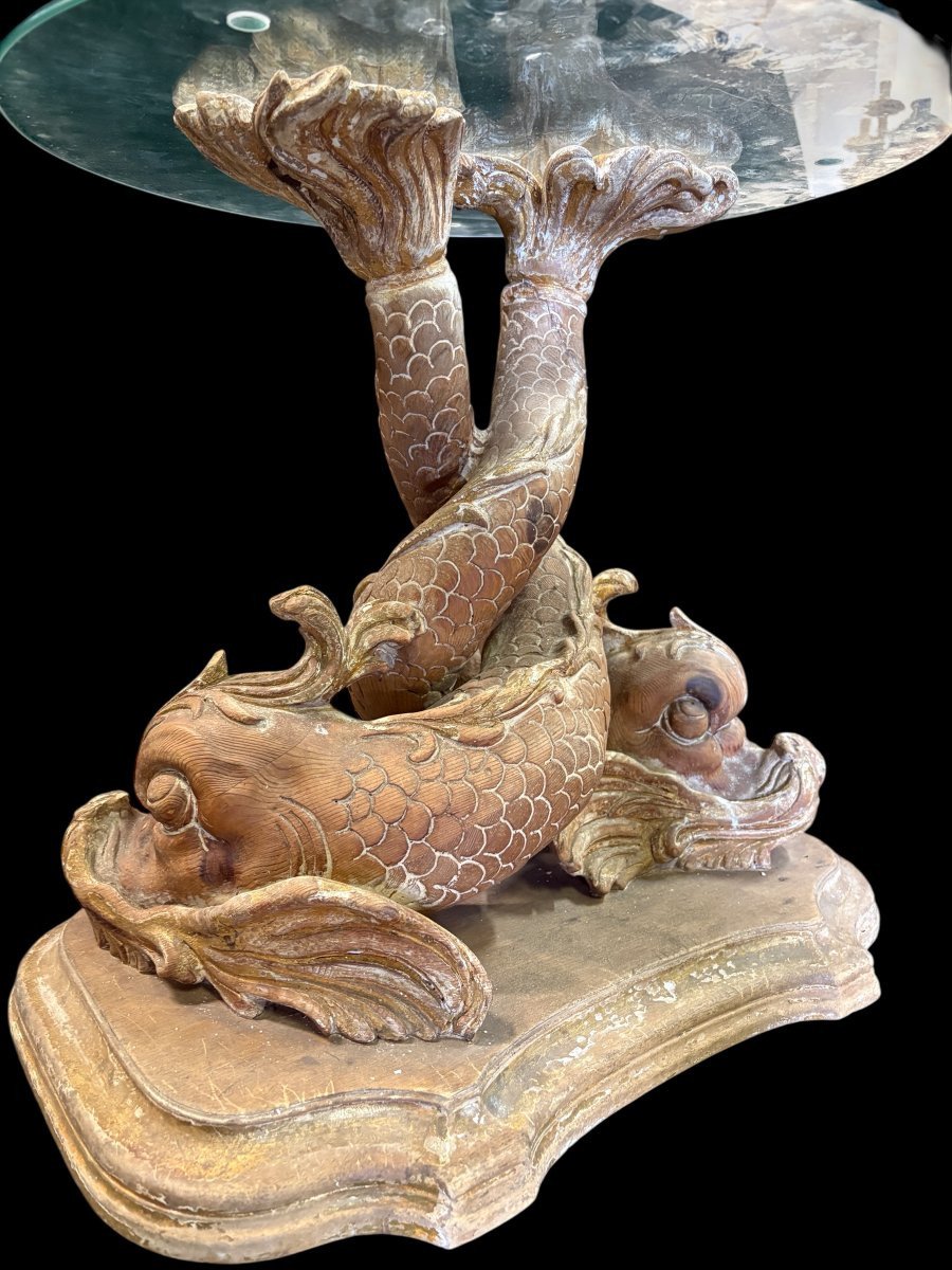 Paire de tables basses « Poissons mythologiques » en bois, fin 19ème.-photo-4