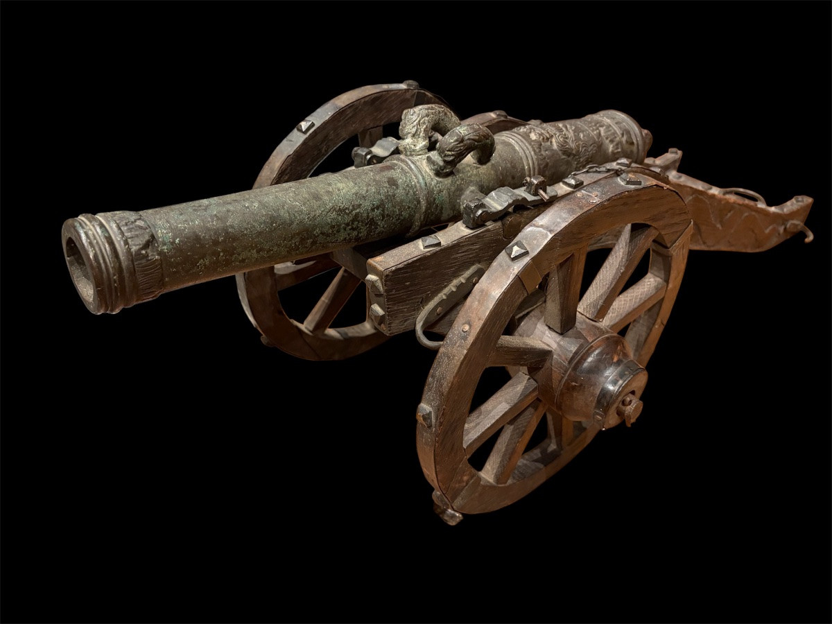 Canon miniature monte sur un affût, daté de 1630 -photo-2