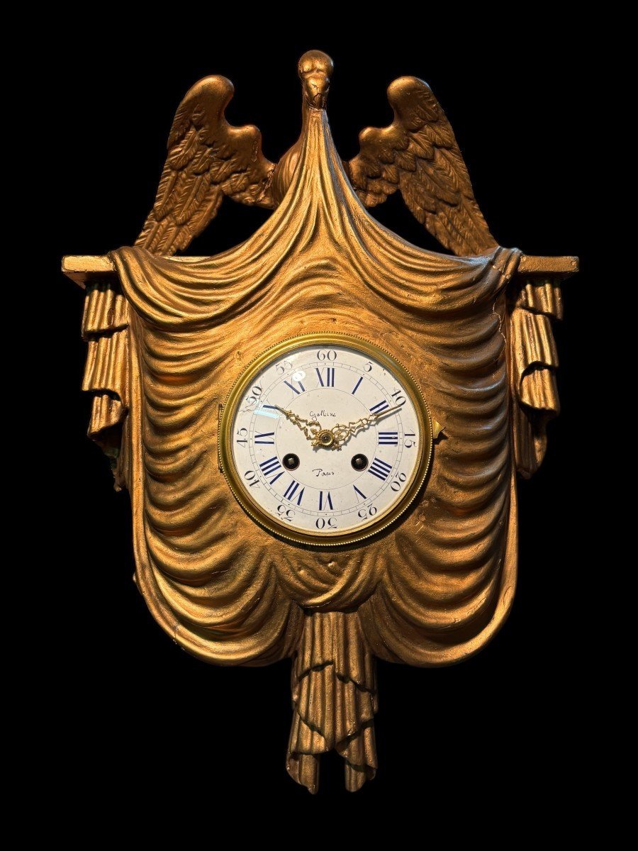 Decorative Gilded Wood And Paste Cartel Depicting An Eagle