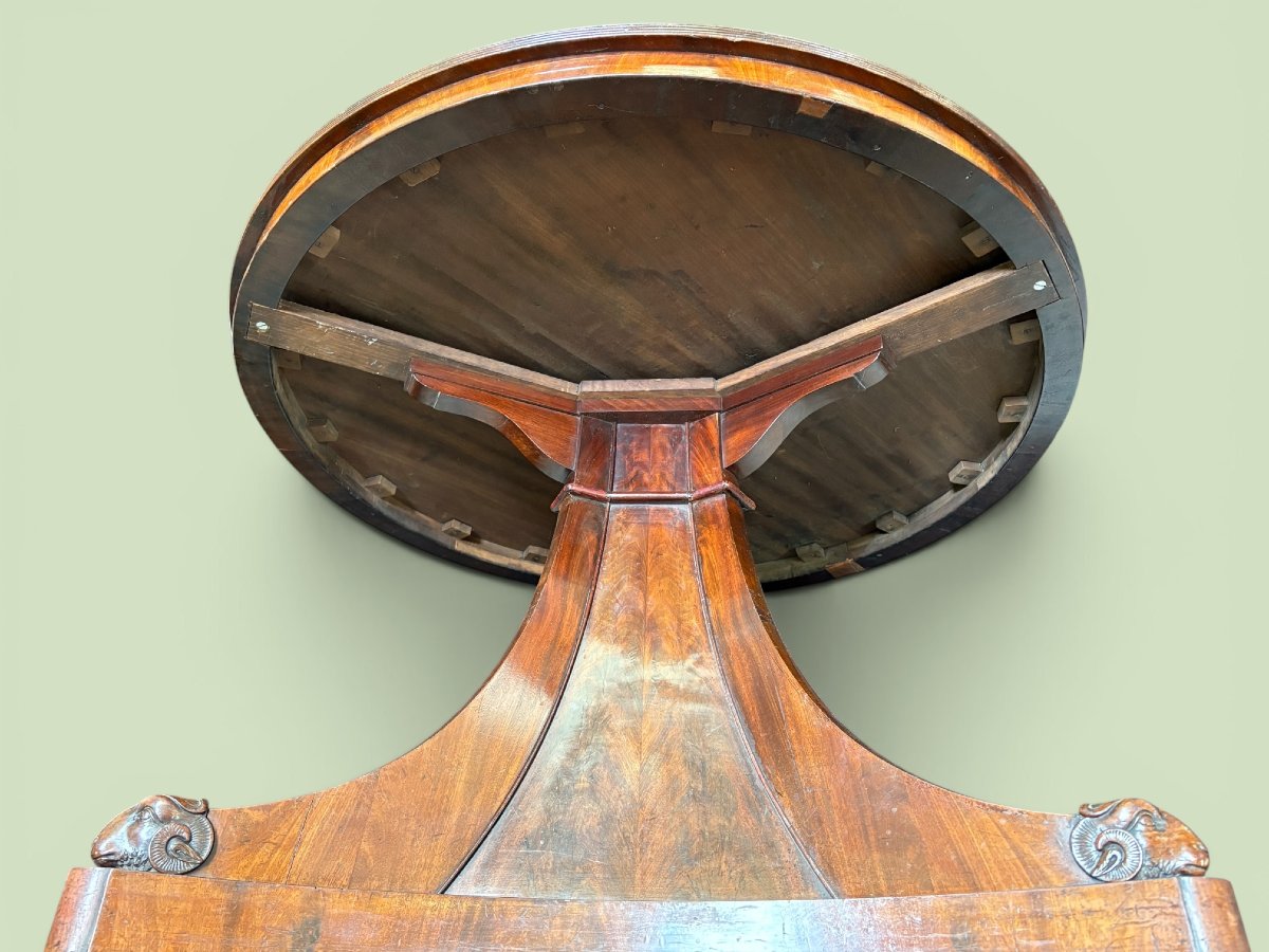 A Beautiful 19th-century Charles X-style Mahogany Pedestal Table.-photo-7