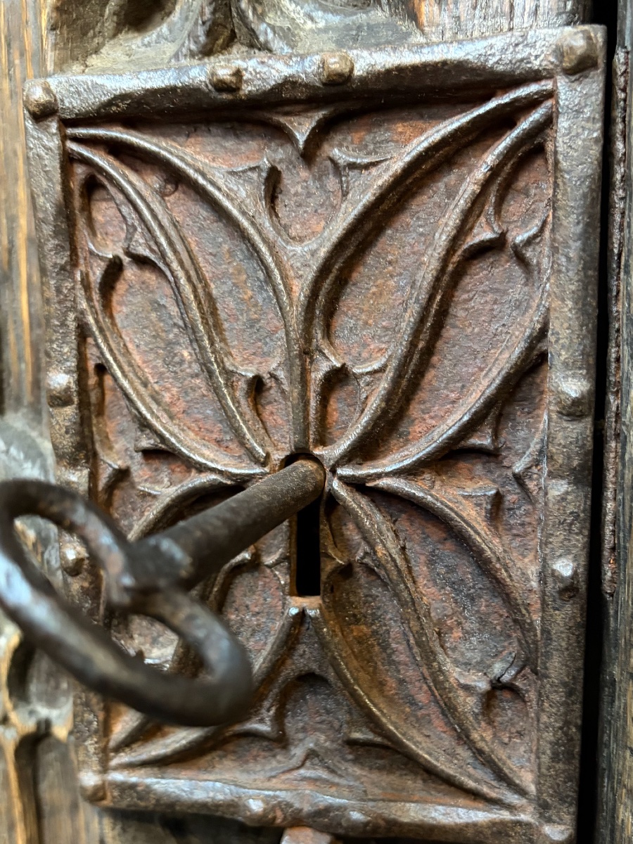 Armoire gothique en bois de chêne du XV / XVIe siècle -photo-4