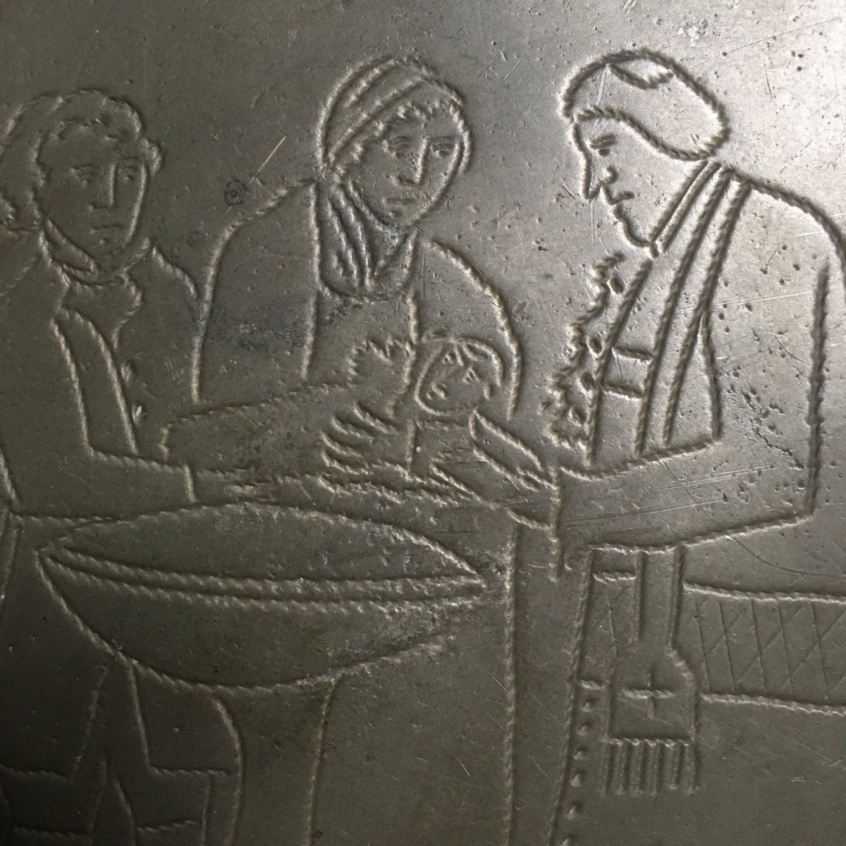 A Set Of Three  Tin Dishes With Relief Designs, 18th/19th Century -photo-1
