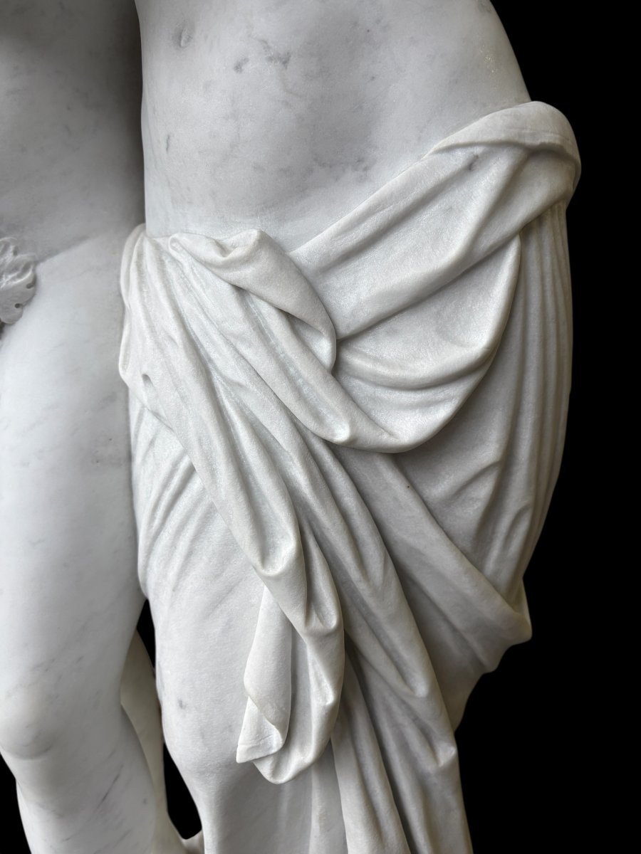 Grande sculpture (116 cm) « Amor et Psyché » en marbre de Carrare, XIXe siècle-photo-1