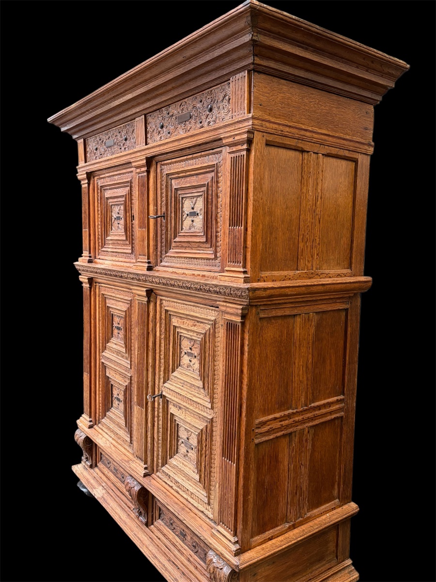 Two-part Renaissance Cabinet, Circa 1650 -photo-2