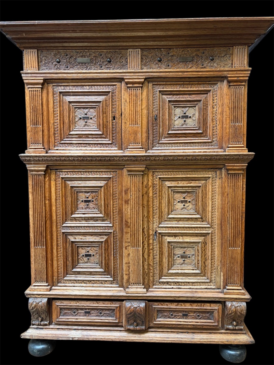 Two-part Renaissance Cabinet, Circa 1650 -photo-1
