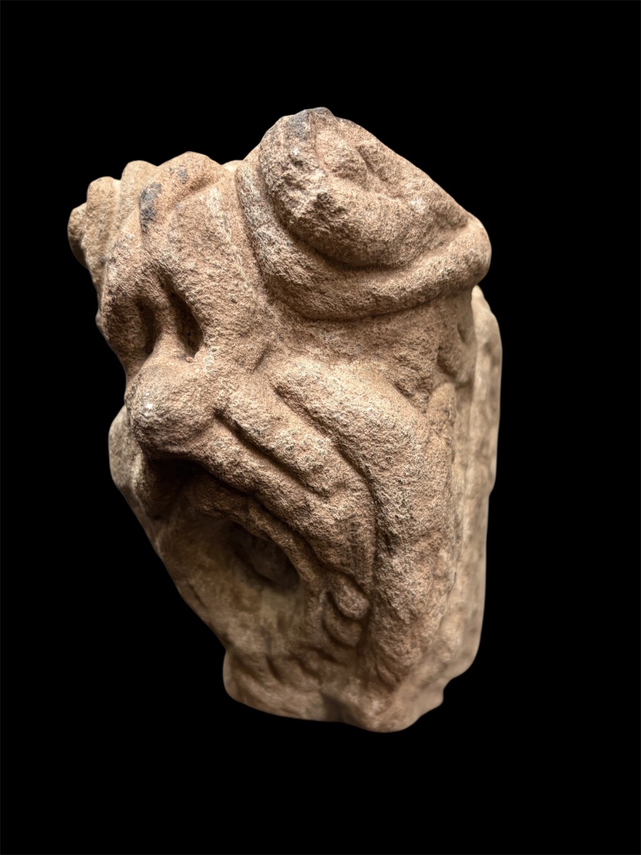 Pierre de soutien sculptée vers 1517?-photo-2