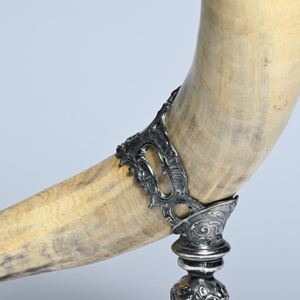 2 Decorative Drinking Horns On A Silver Base, Late 19th Century-photo-3
