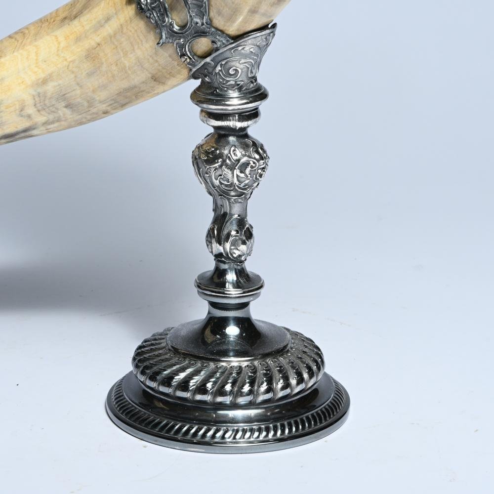 2 Decorative Drinking Horns On A Silver Base, Late 19th Century-photo-4