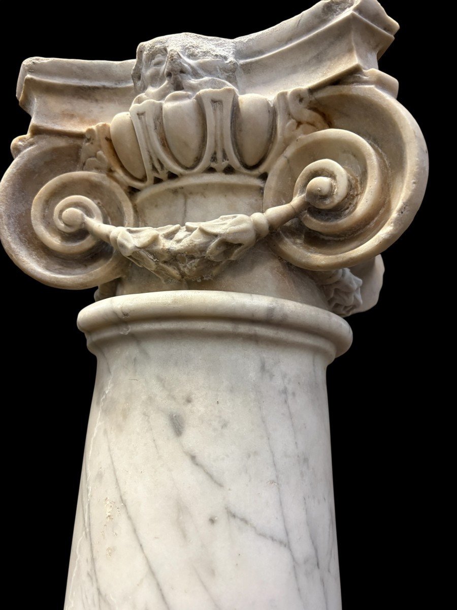 17th-century Renaissance Marble Fireplace.-photo-2