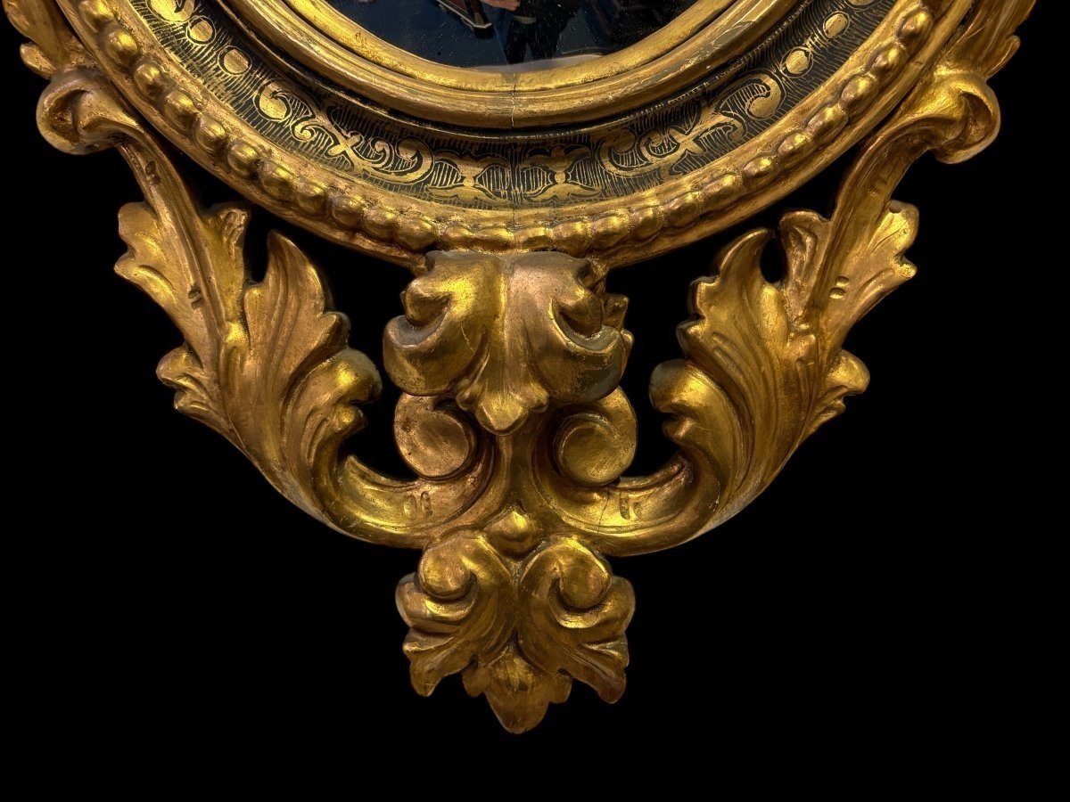 Paire de miroirs décoratifs « Aigles » en bois doré, fin du XIXe siècle.-photo-3