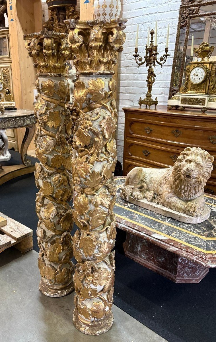 Paire de colonnes torsadées baroques du XVIIe siècle.-photo-4