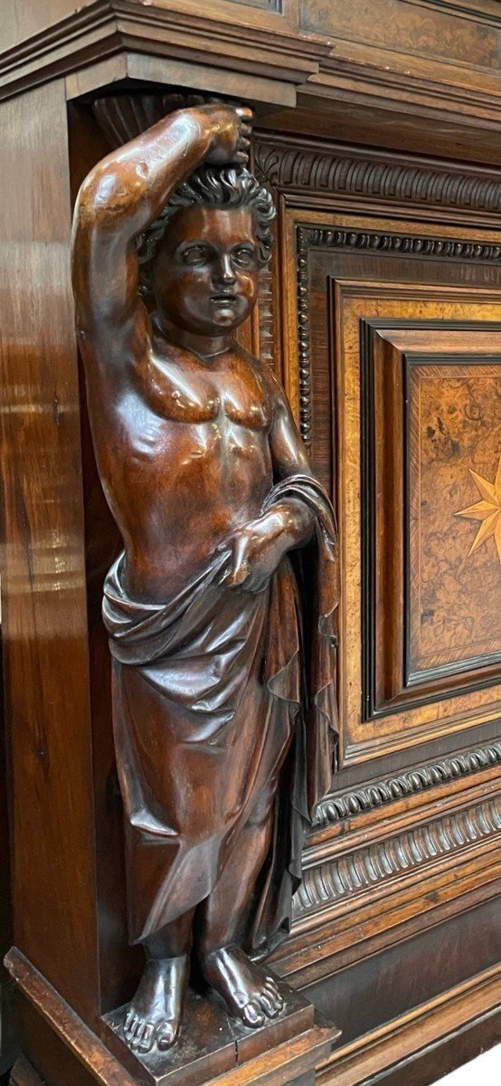 Special Cabinet With Two Large Walnut Sculptures, 19th Century.-photo-2