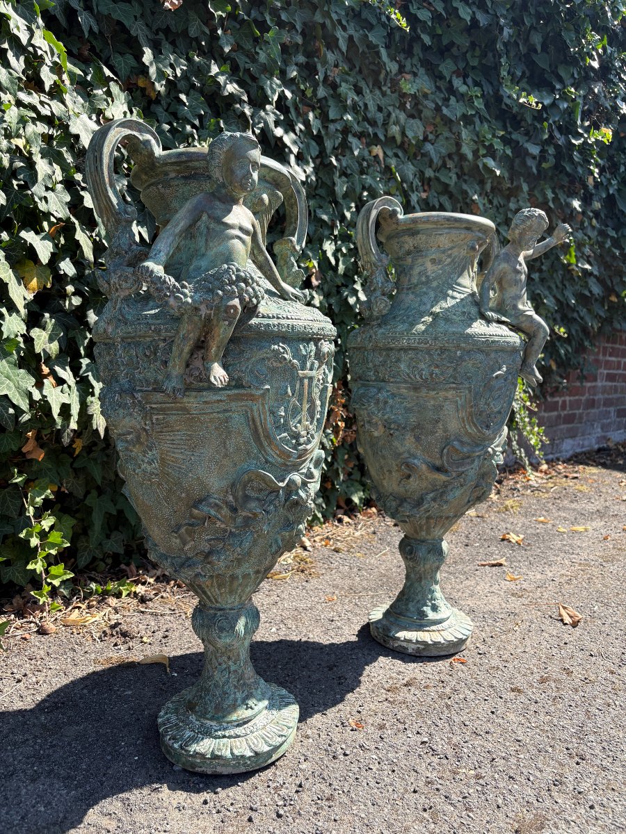 A Pair Of Large 19th-century Bronze Castle Vases.-photo-4