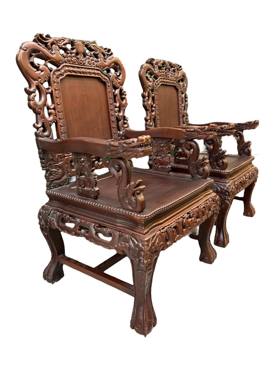 Paire de fauteuils asiatiques en bois massif, XXe siècle.-photo-2