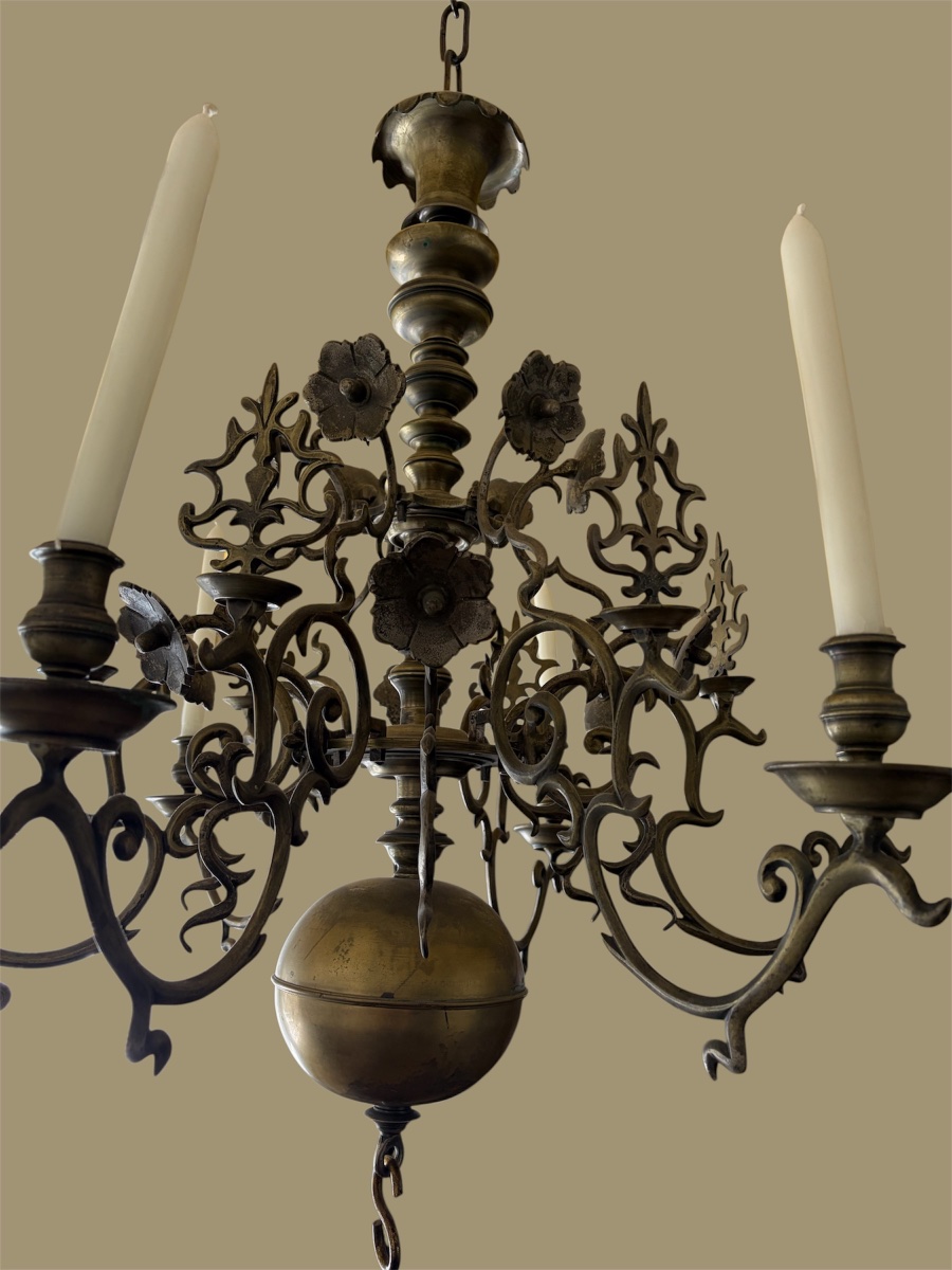Chandelier en bronze pour six bougies style gothique -photo-3