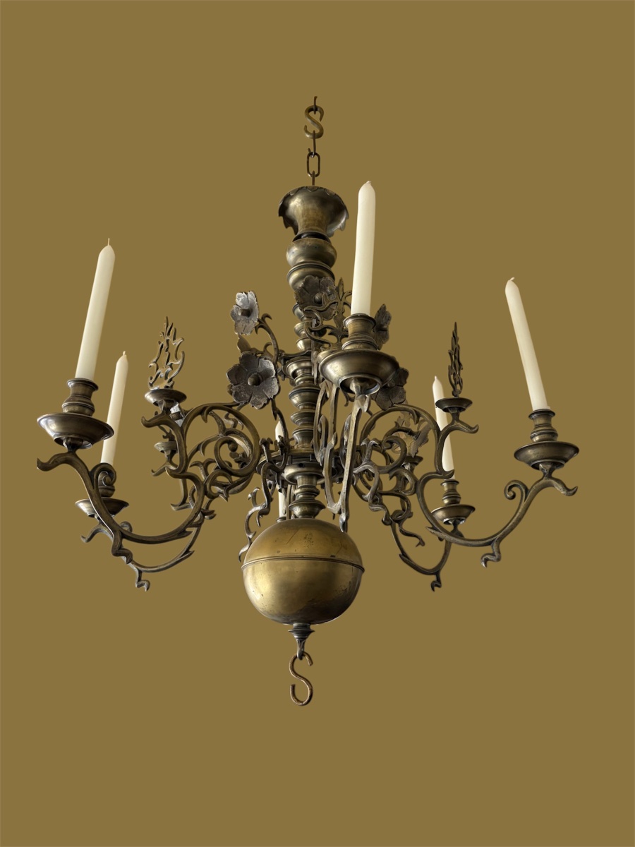 Chandelier en bronze pour six bougies style gothique -photo-2