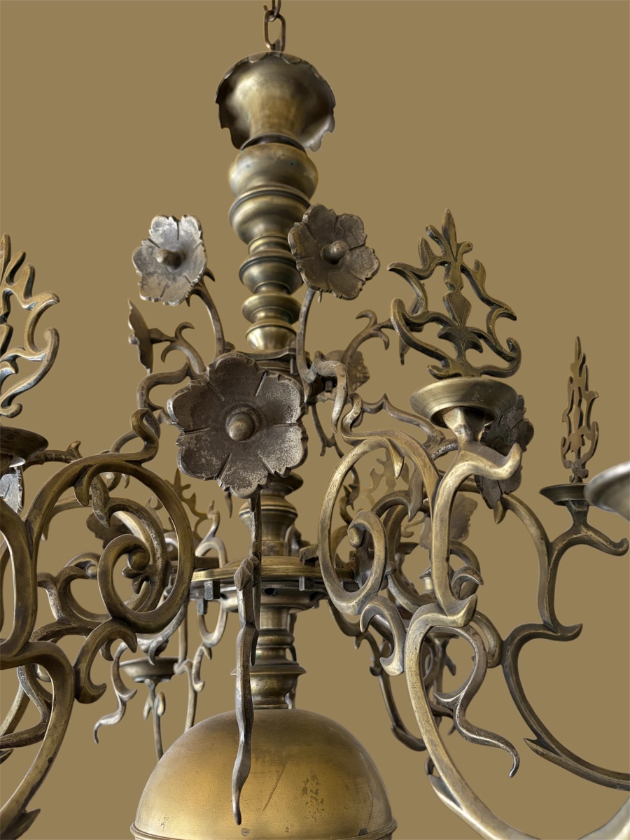 Chandelier en bronze pour six bougies style gothique -photo-6