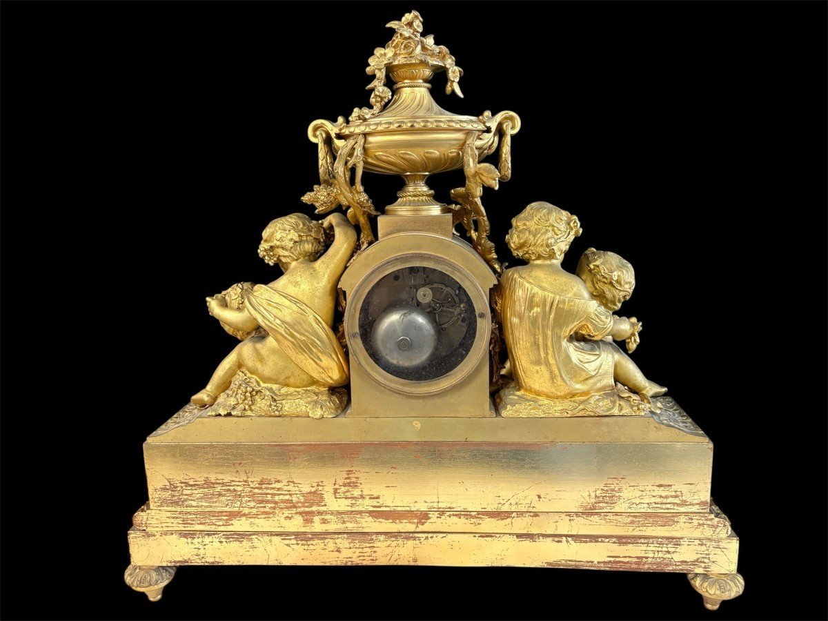 Grand garniture de cheminée en bronze doré. Paris, XIXe siècle.-photo-8