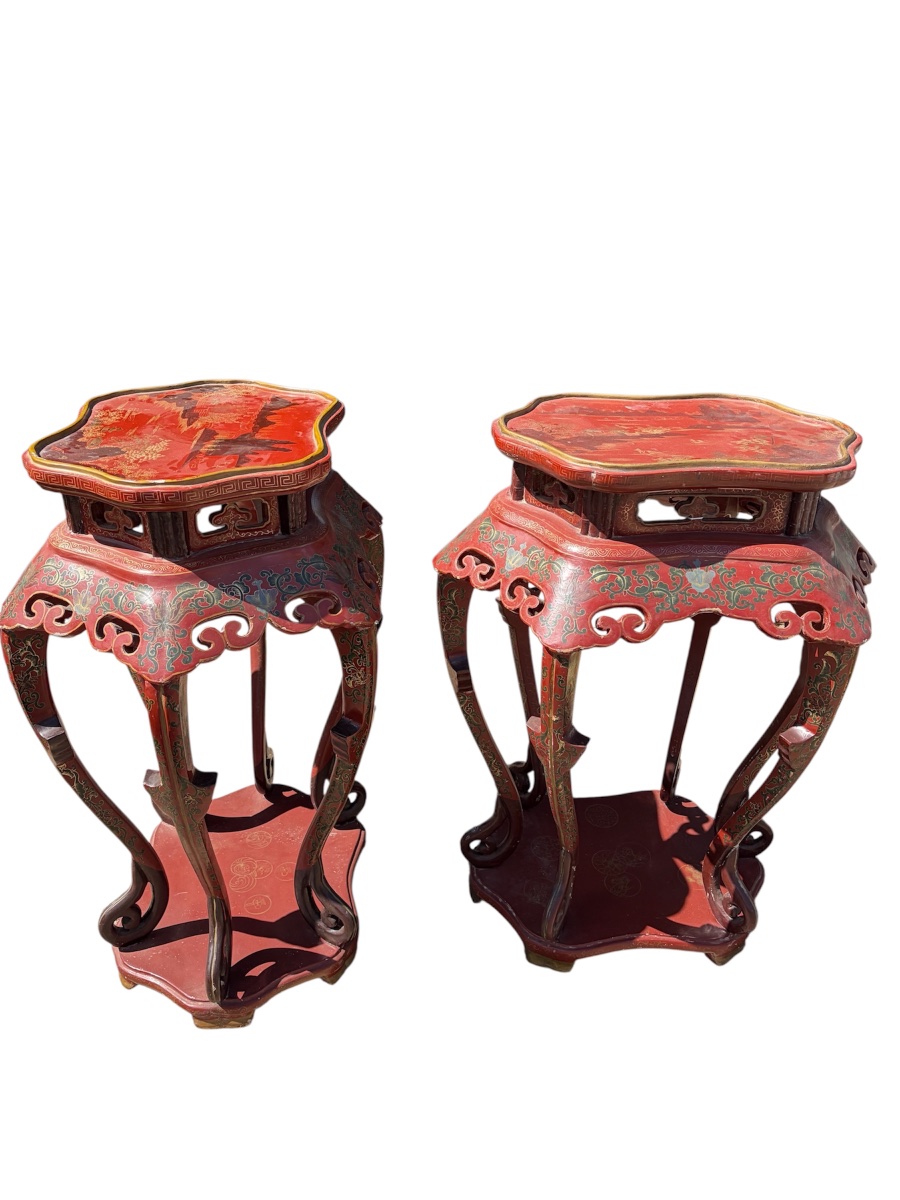 A Set Of Chinese Tables In Red And Gold Lacquer -photo-5